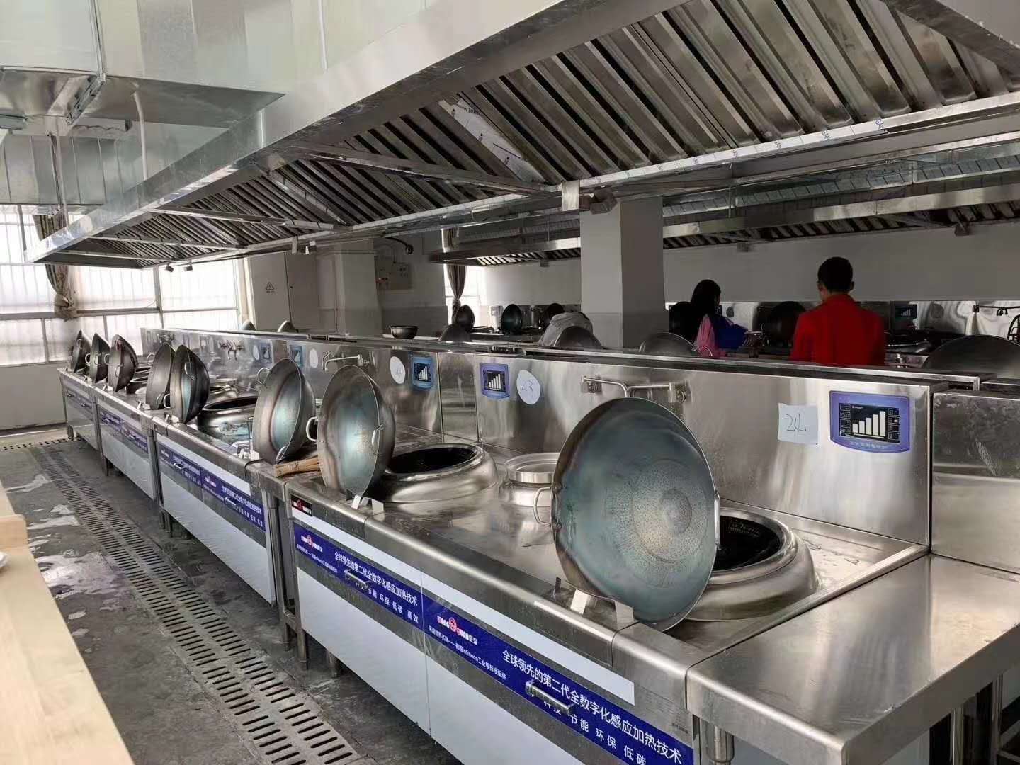 學校麻豆免费电影网設備