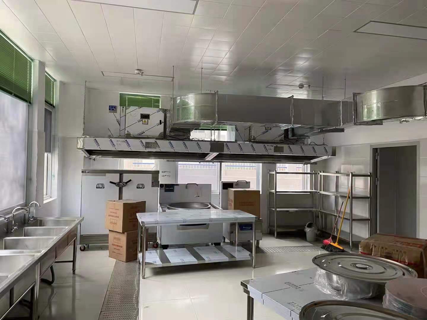 學校食堂麻豆免费电影网設備2