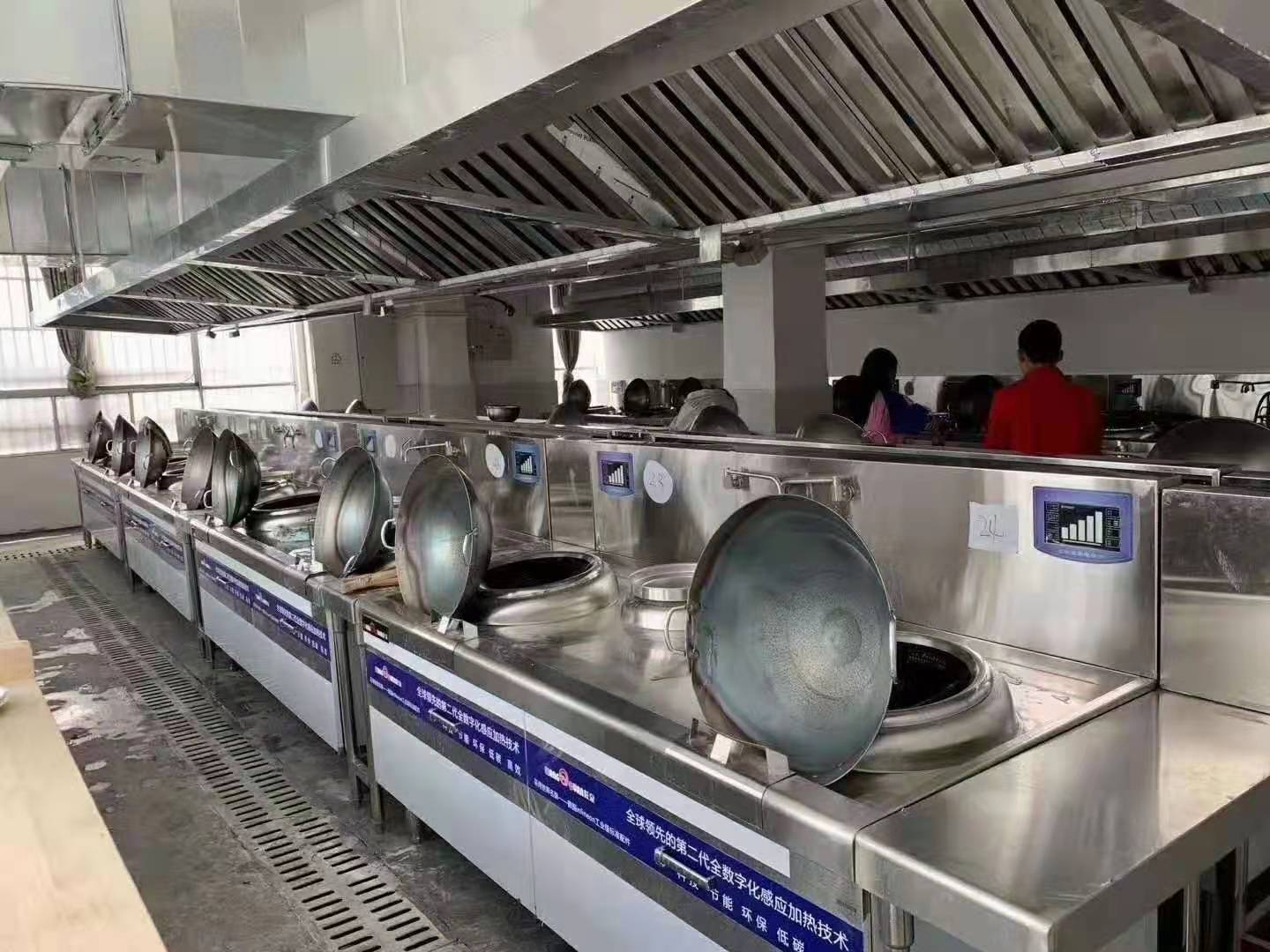 食堂麻豆免费电影网設備2