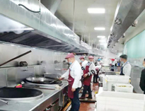 成都商用麻豆免费电影网設備公司告訴你商用麻豆免费电影网設備的維修保養方案